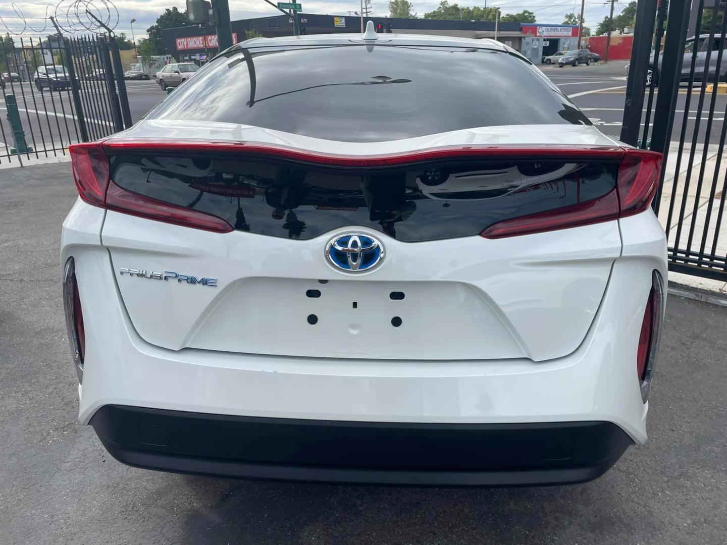 2020 WHITE /BLACK Toyota Prius Prime (JTDKARFP5L3) , located at 744 E Miner Ave, Stockton, CA, 95202, (209) 944-5770, 37.956863, -121.282082 - Photo#12